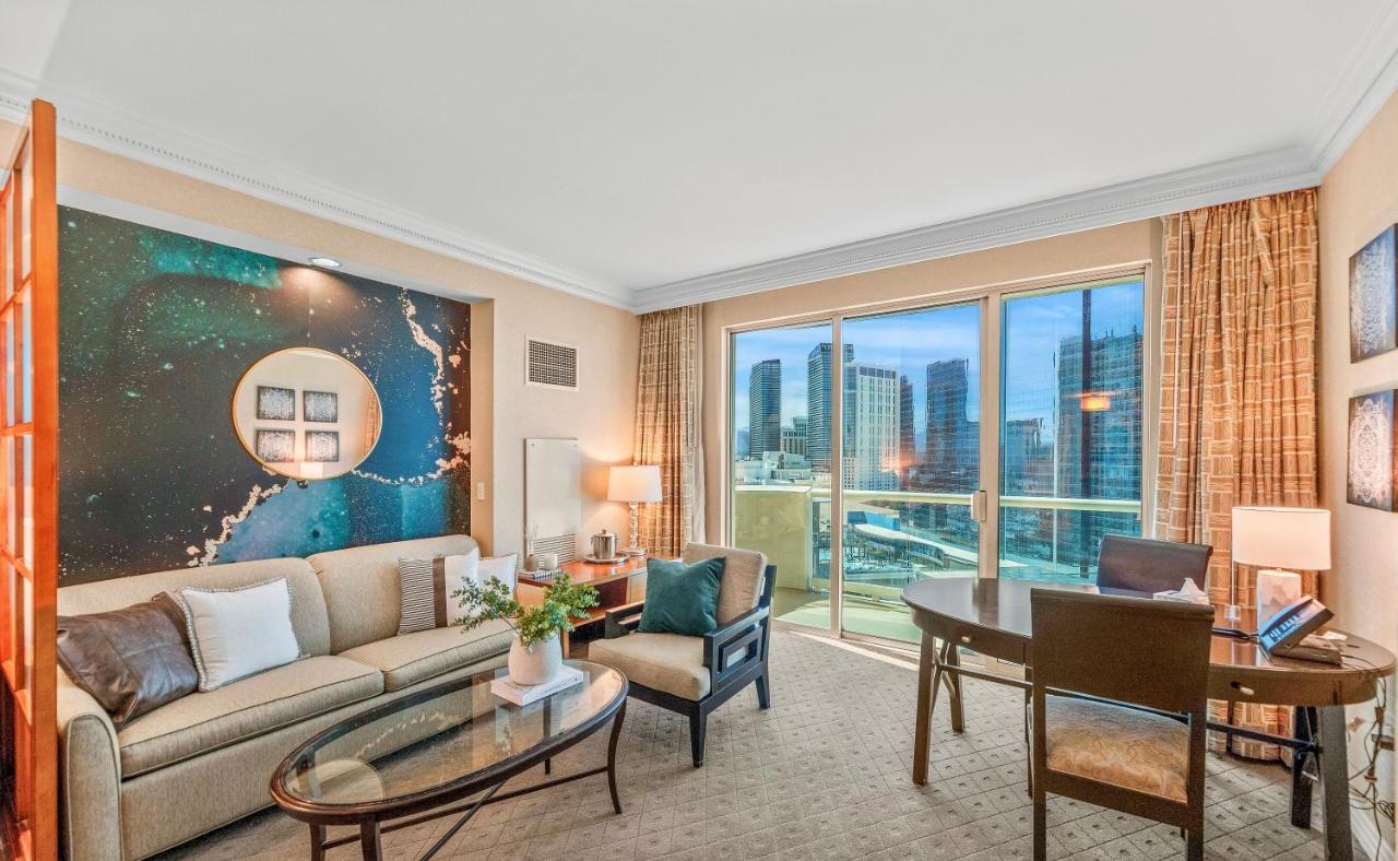 Stunning Balcony Strip View Mgm Signature * Free Valet Las Vegas Exterior photo
