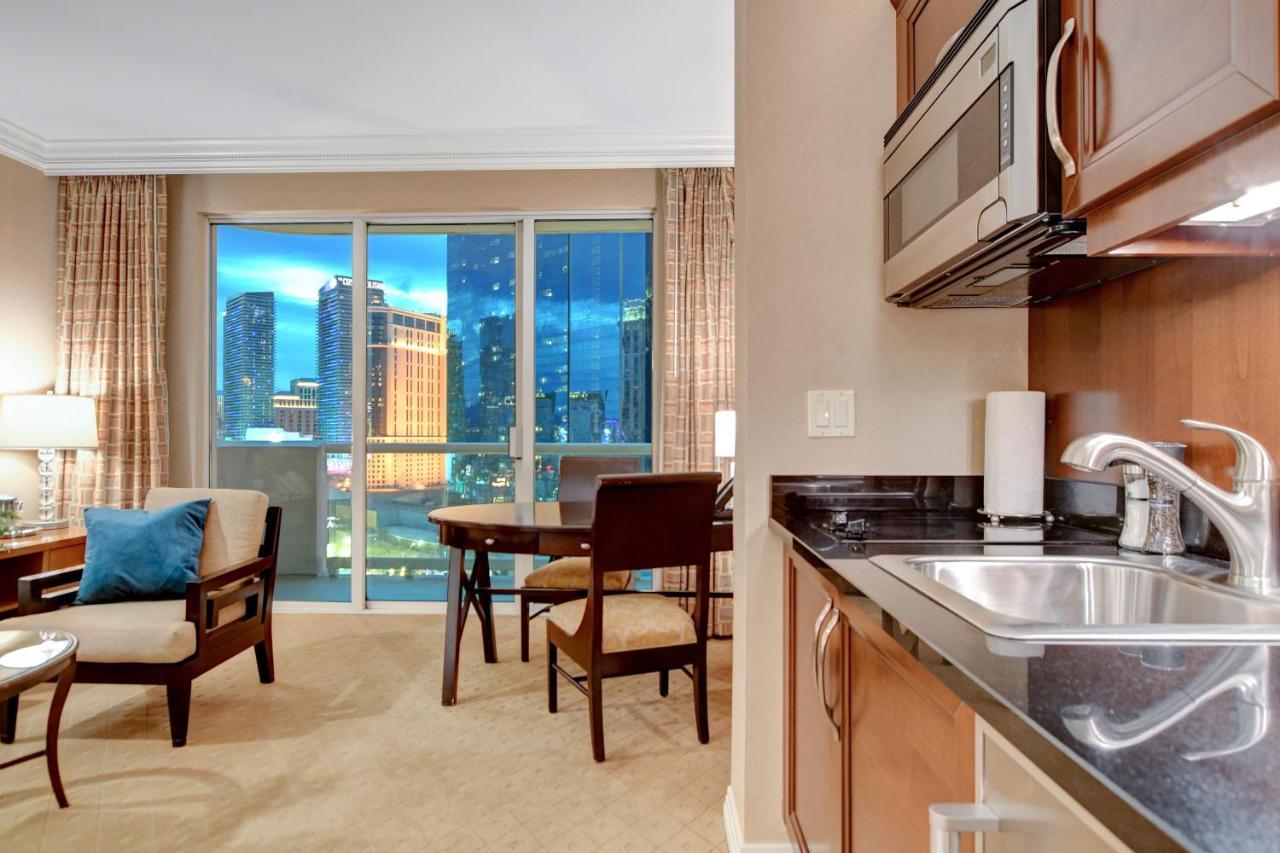 Stunning Balcony Strip View Mgm Signature * Free Valet Las Vegas Exterior photo