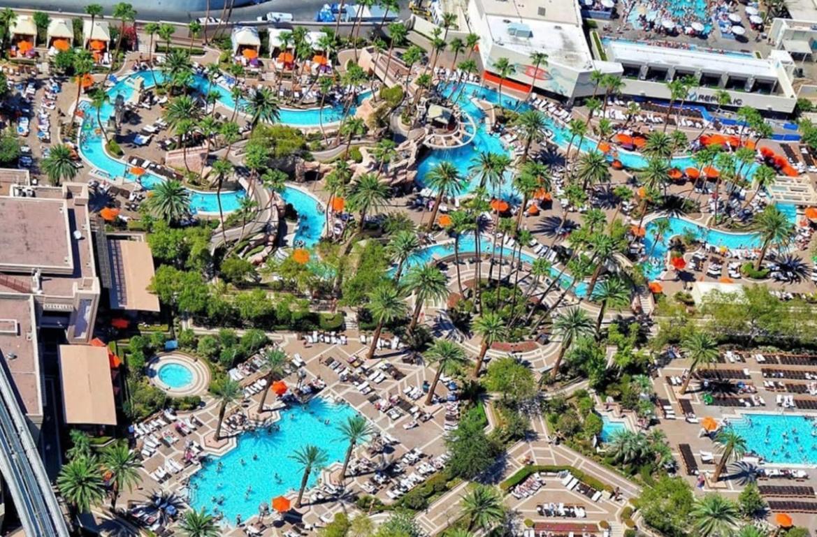 Stunning Balcony Strip View Mgm Signature * Free Valet Las Vegas Exterior photo